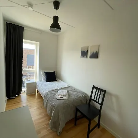 Daire Three Bedroom In Odense, Duftrankevej 254 Odense